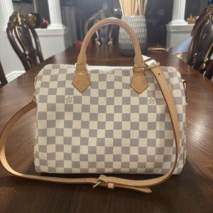 Authentic Louis Vuitton speedy 30